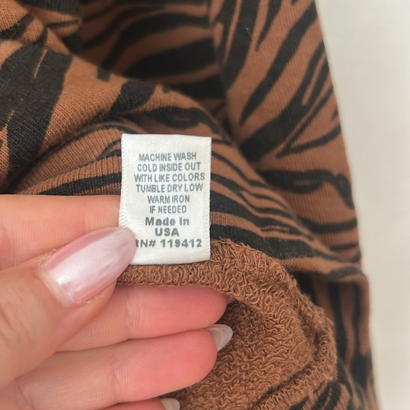 Monrow brown Zebra Full Sleeve Terrycloth Sweatshirt 100% cotton XS revolve - Picture 7 of 8